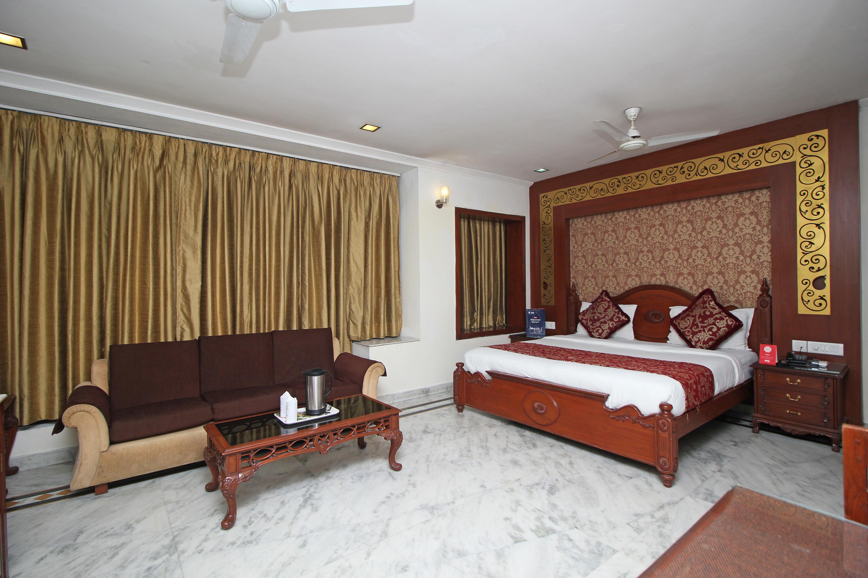 Oyo 5915 Hotel Swagath New Delhi Buitenkant foto