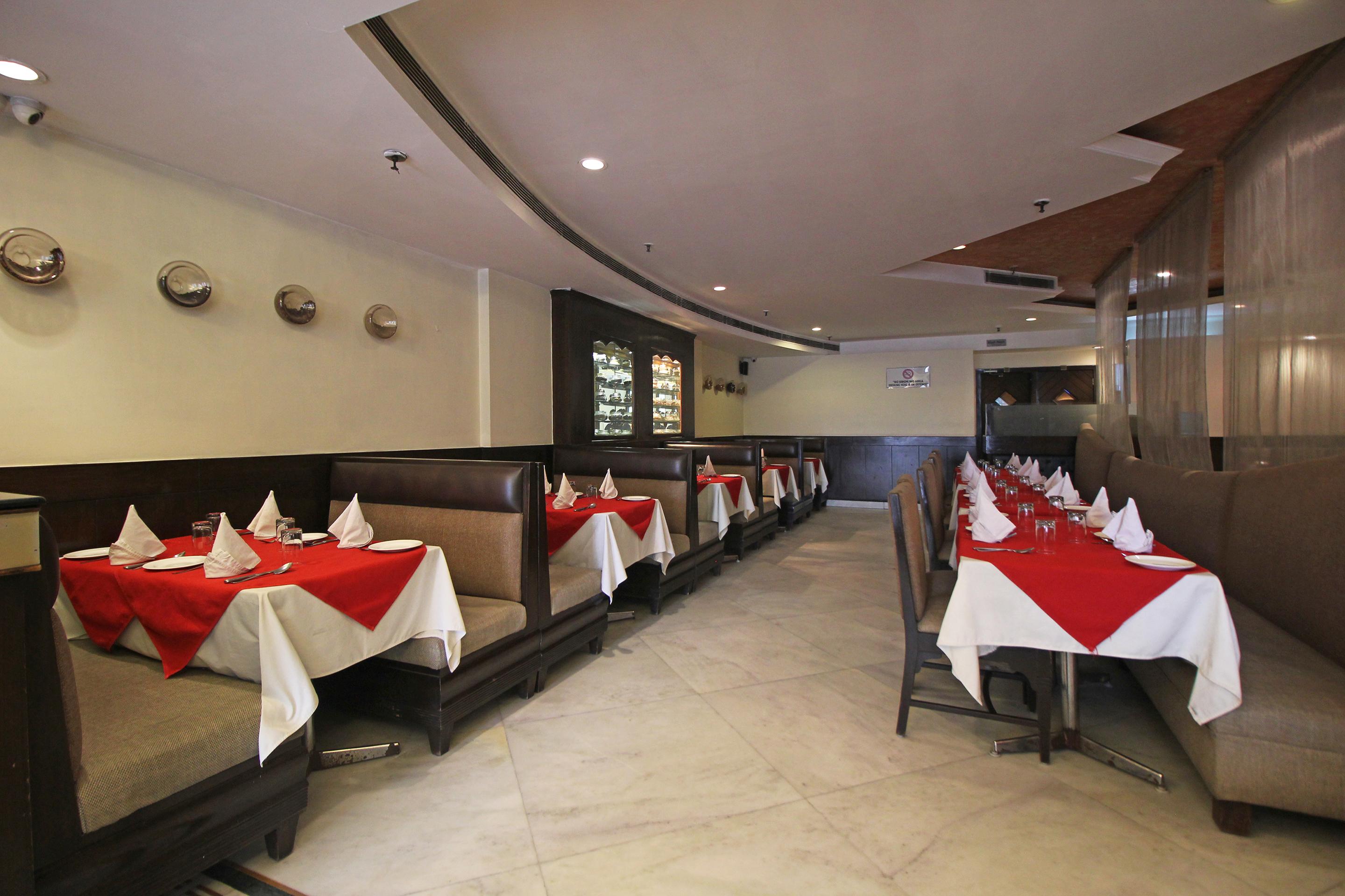 Oyo 5915 Hotel Swagath New Delhi Buitenkant foto