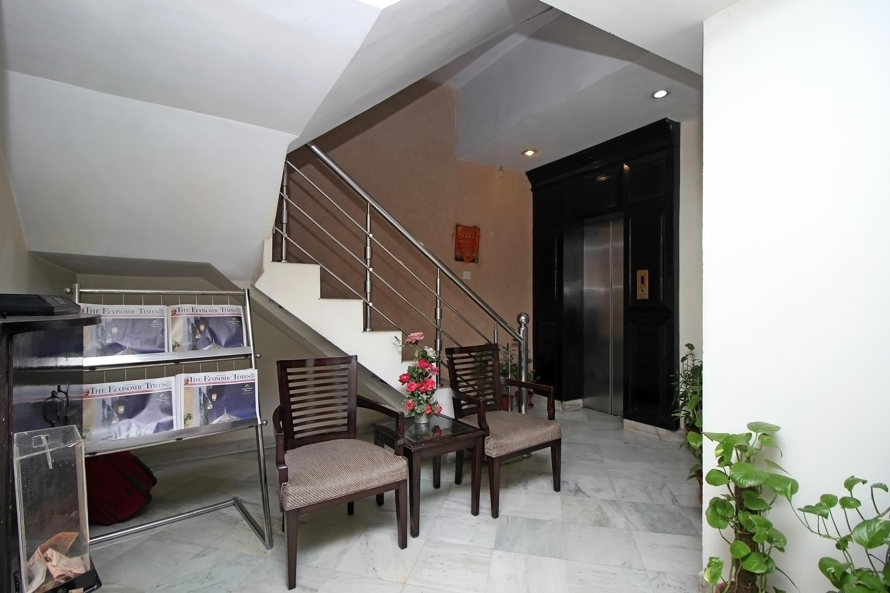Oyo 5915 Hotel Swagath New Delhi Buitenkant foto