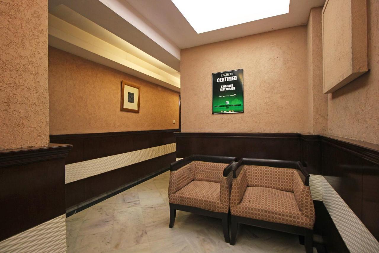 Oyo 5915 Hotel Swagath New Delhi Buitenkant foto